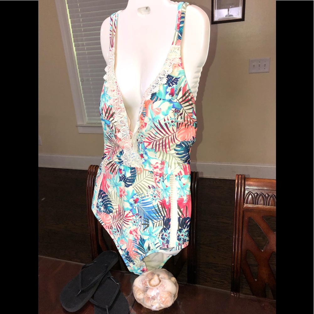 👙🌞New Tropical 🏝Print 1pc Swim 🏊♀️Suit - Picture 4 of 8